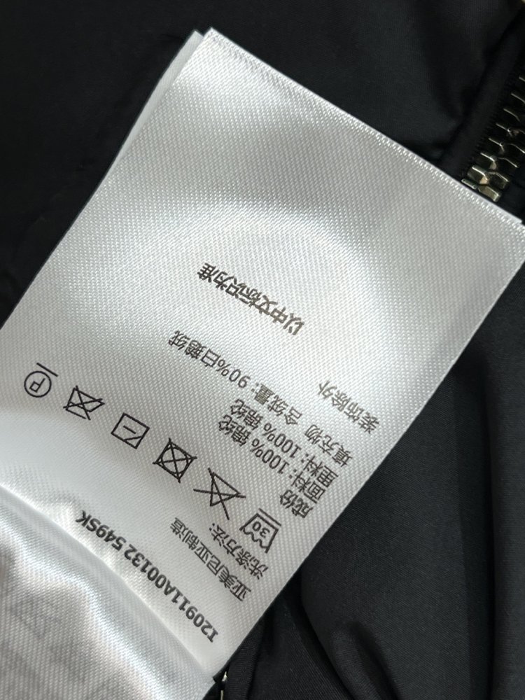 Куртка пуховик женская с меховым капюшоном фото 9