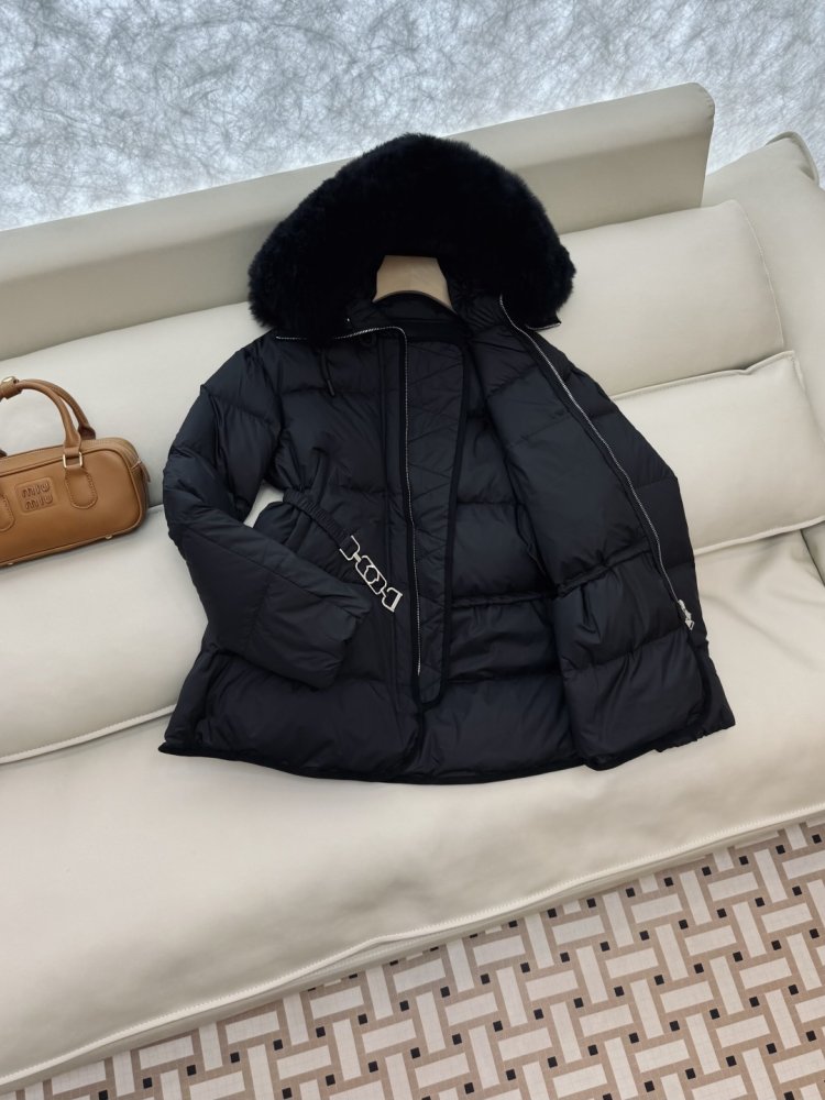 Куртка пуховик женская с меховым воротником фото 5