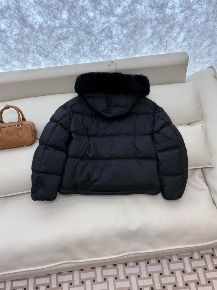 Куртка пуховик женская с меховым воротником фото 5