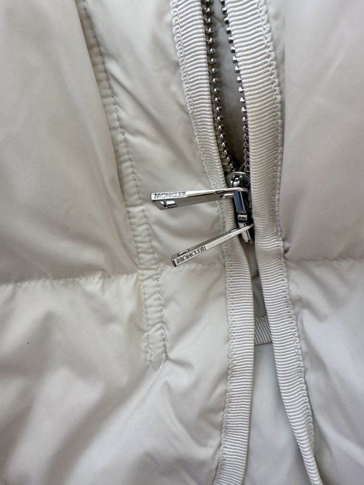 Куртка пуховик женская с меховым воротником фото 8