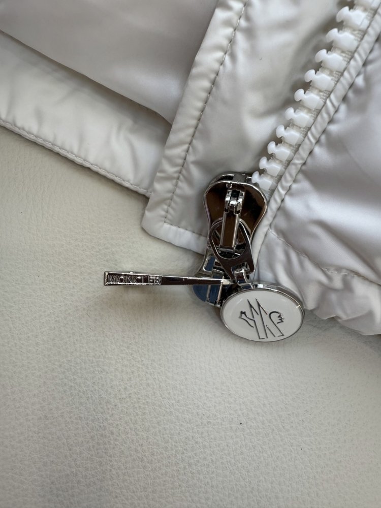 Куртка пуховик женская с меховым воротником фото 8