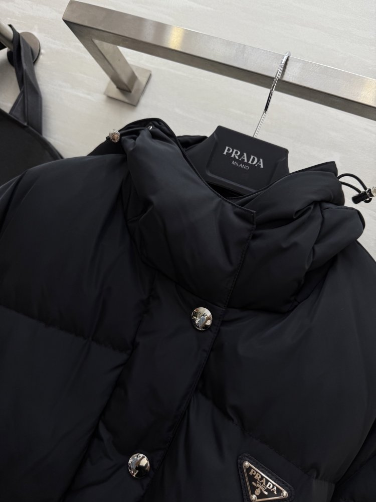 Куртка пуховик жіноча з сумкою на поясі фото 3