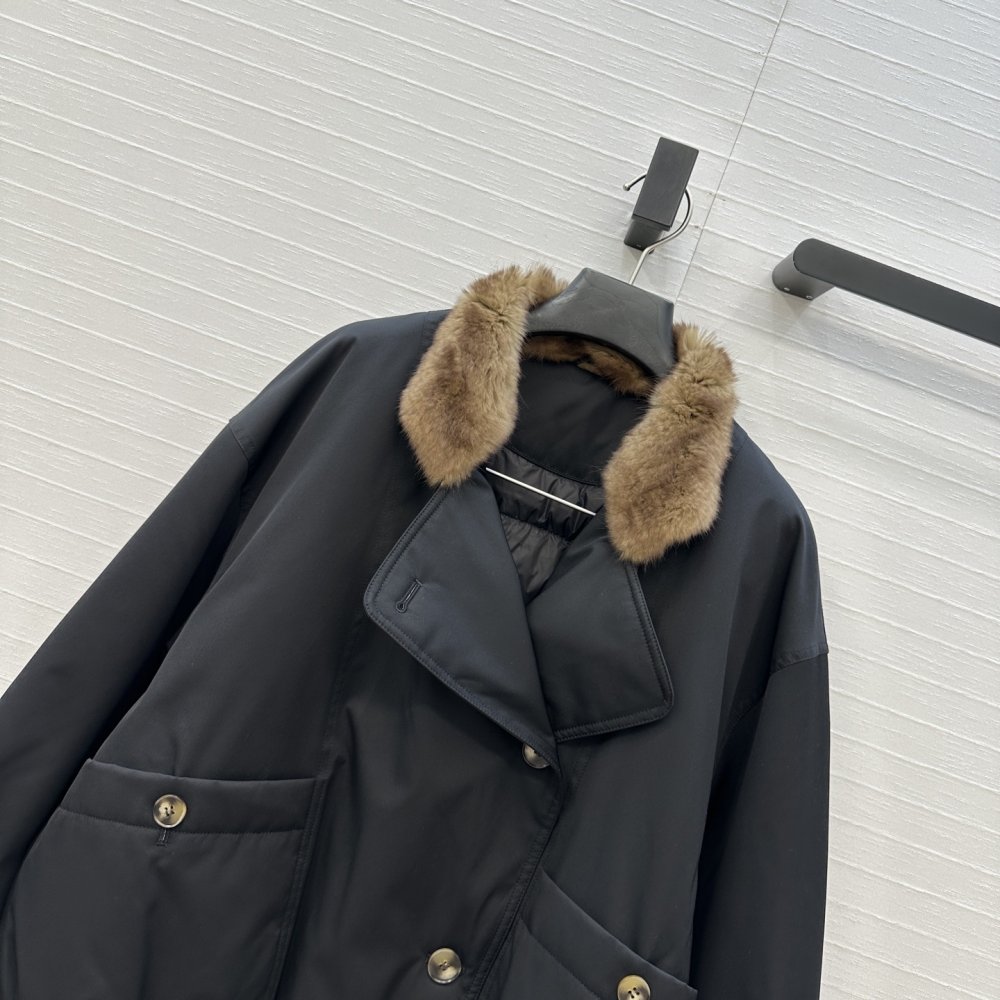 Куртка пуховик жіноча з коміром з лисячого хутра фото 2