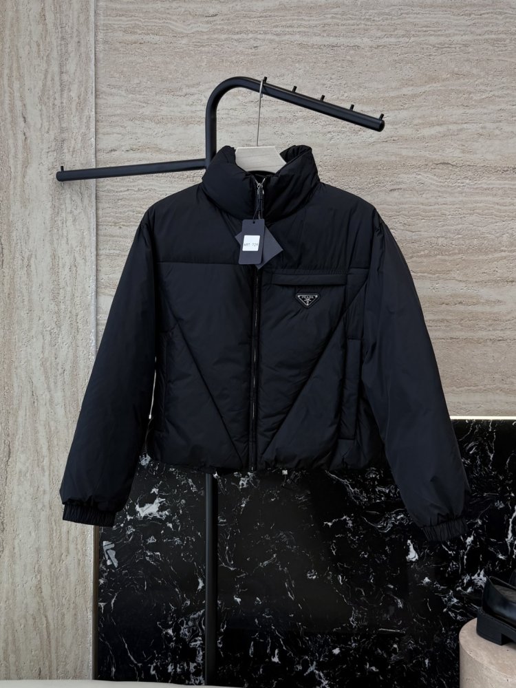 Куртка пуховик жіноча