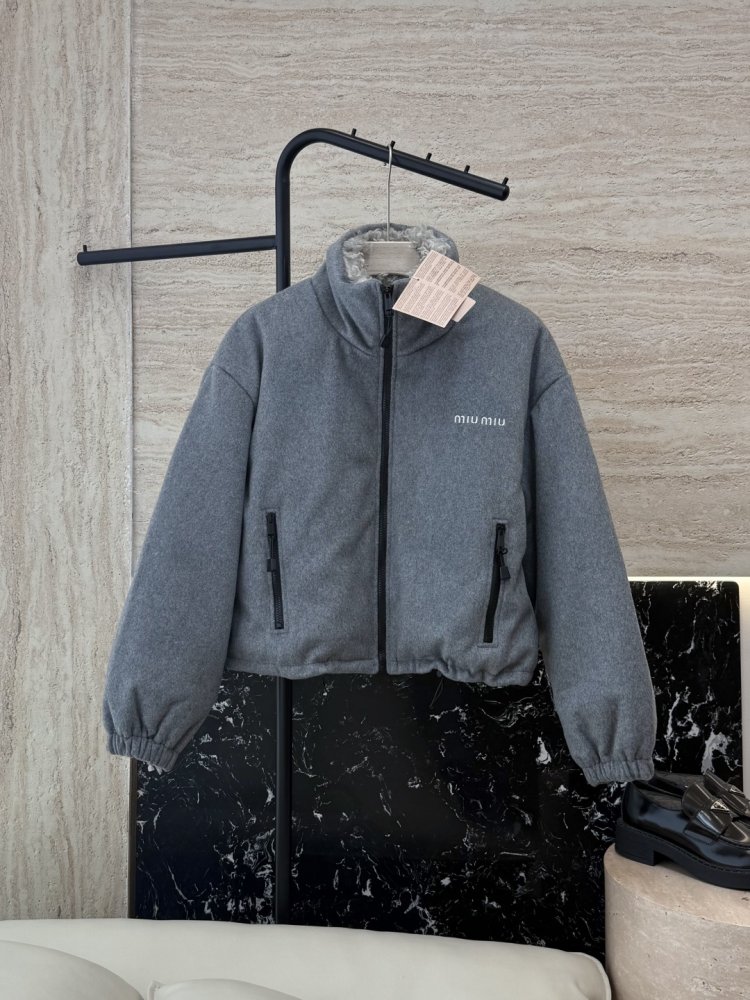 Куртка пуховик женская