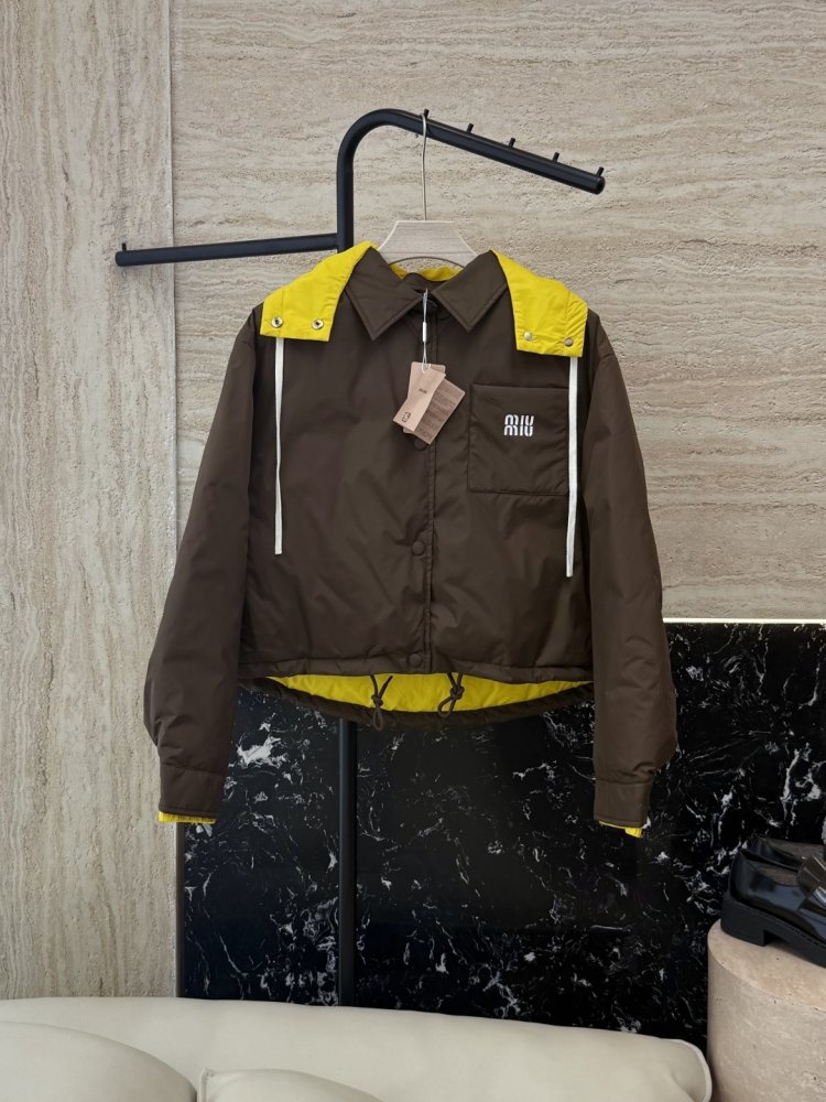 Куртка пуховик жіноча