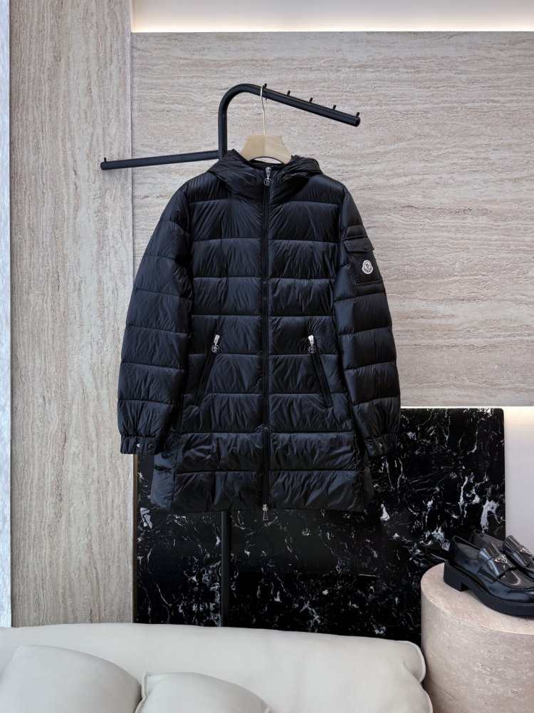 Куртка пуховик женская