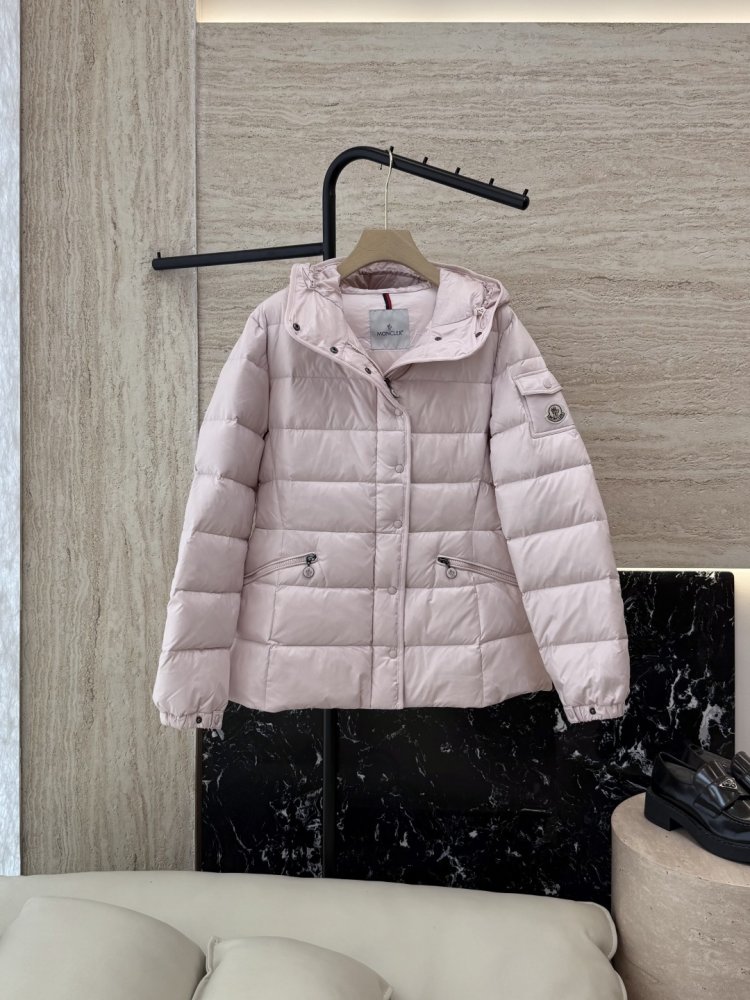 Куртка пуховик женская