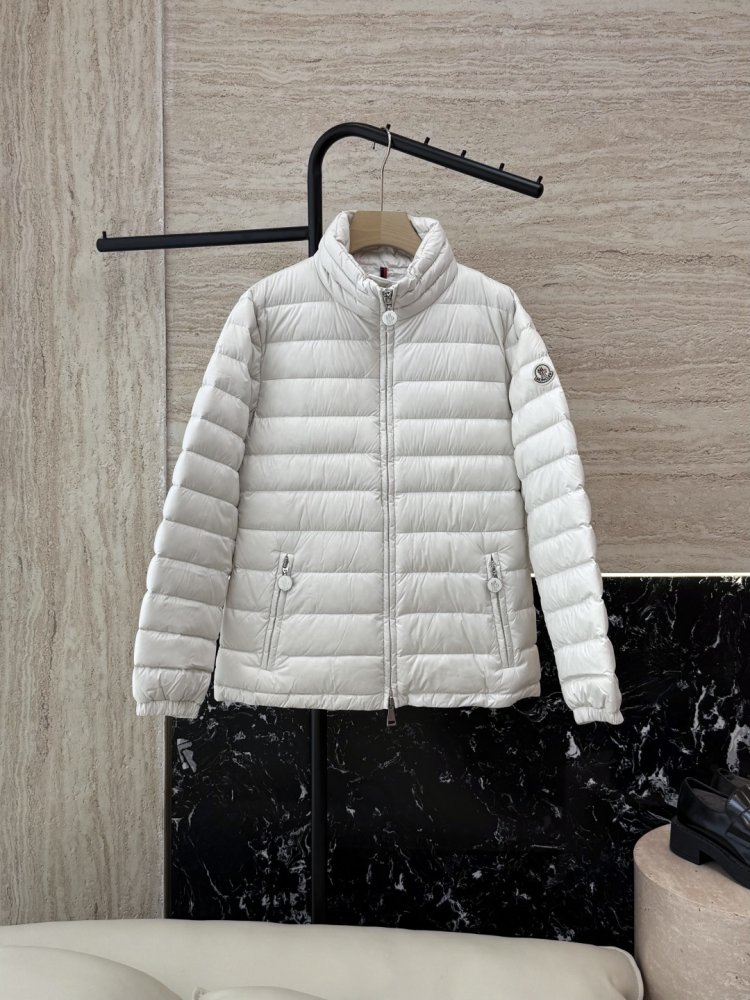 Куртка пуховик женская