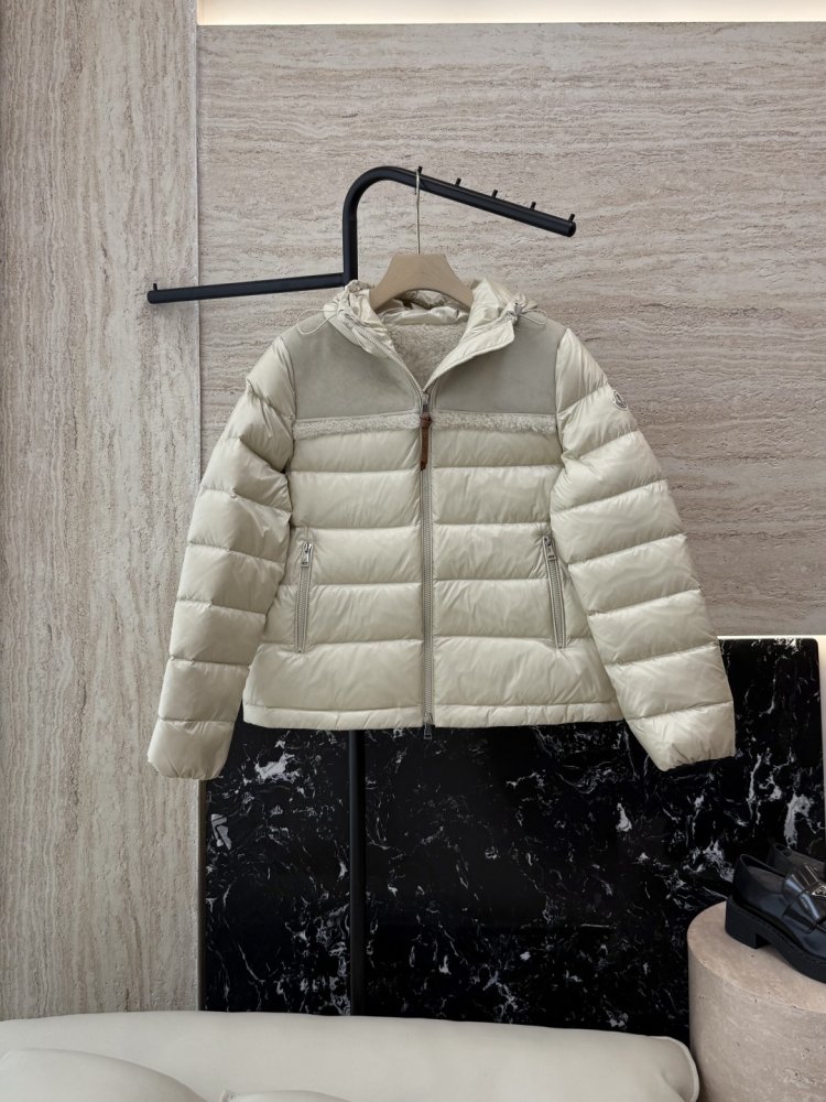 Куртка пуховик женская