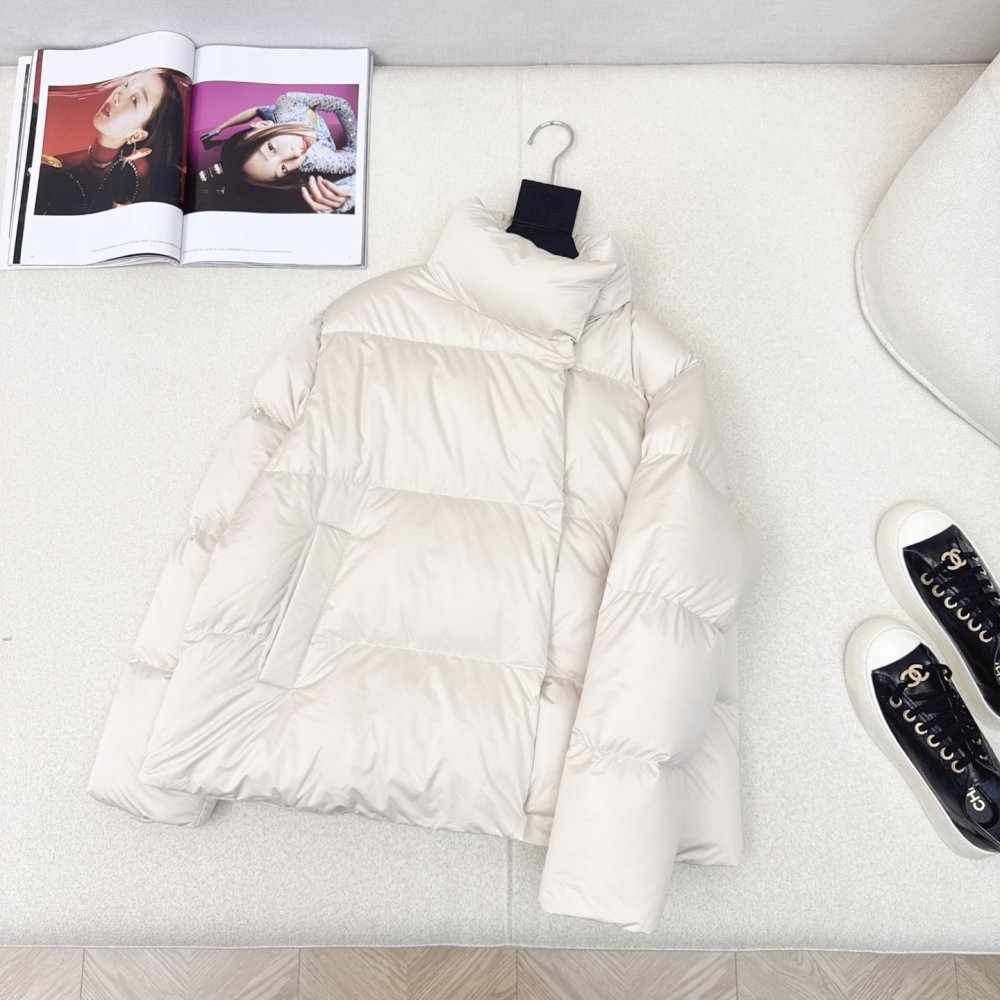 Куртка пуховик женская