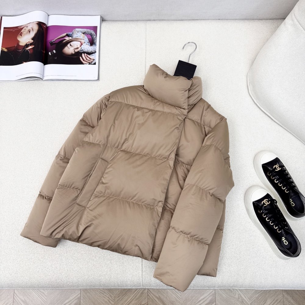 Куртка пуховик женская