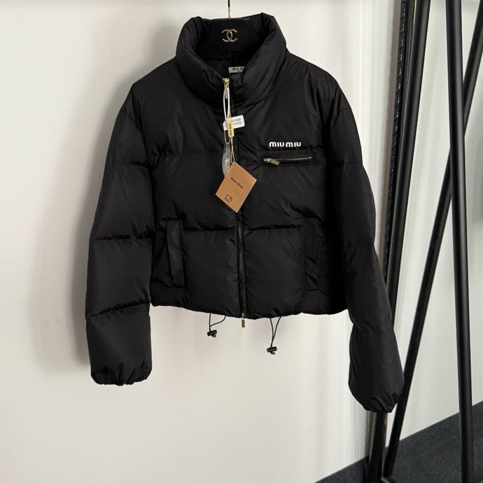 Куртка пуховик жіноча