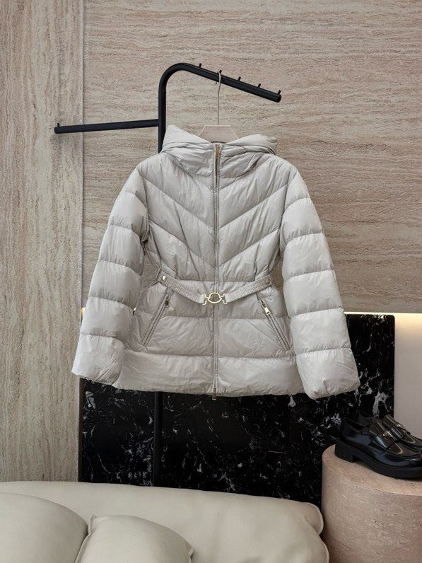 Куртка пуховик жіноча