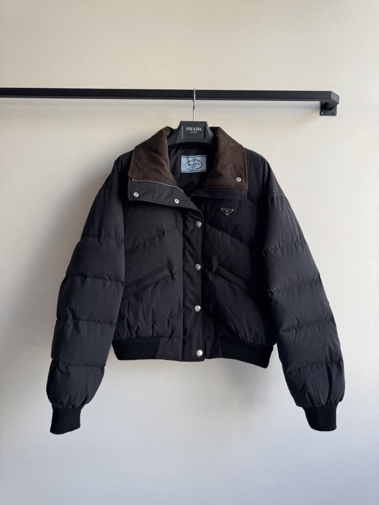 Куртка пуховик женская