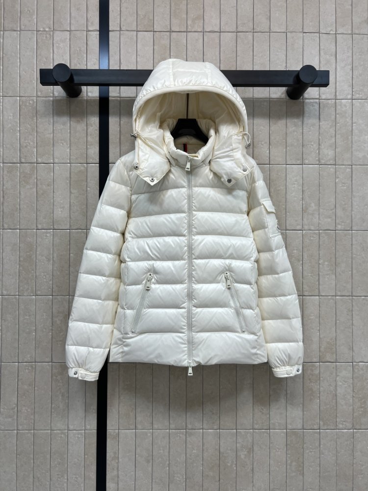 Куртка пуховик женская