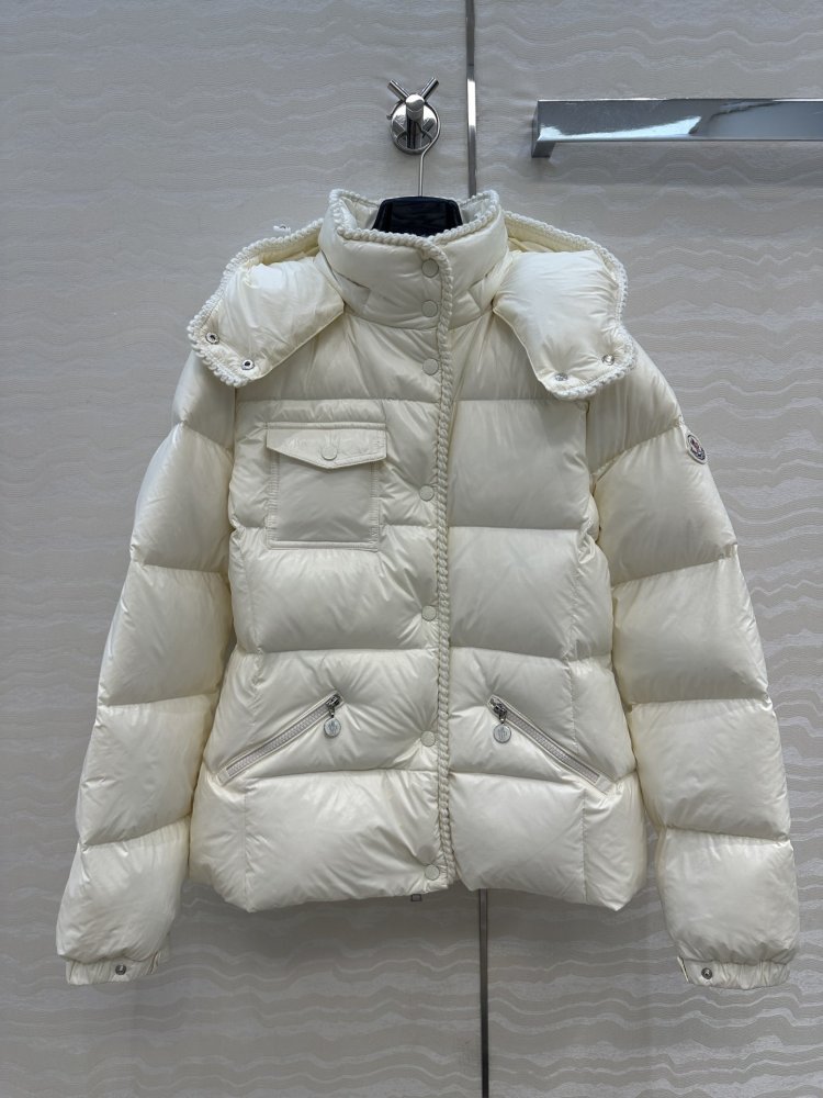 Куртка пуховик жіноча