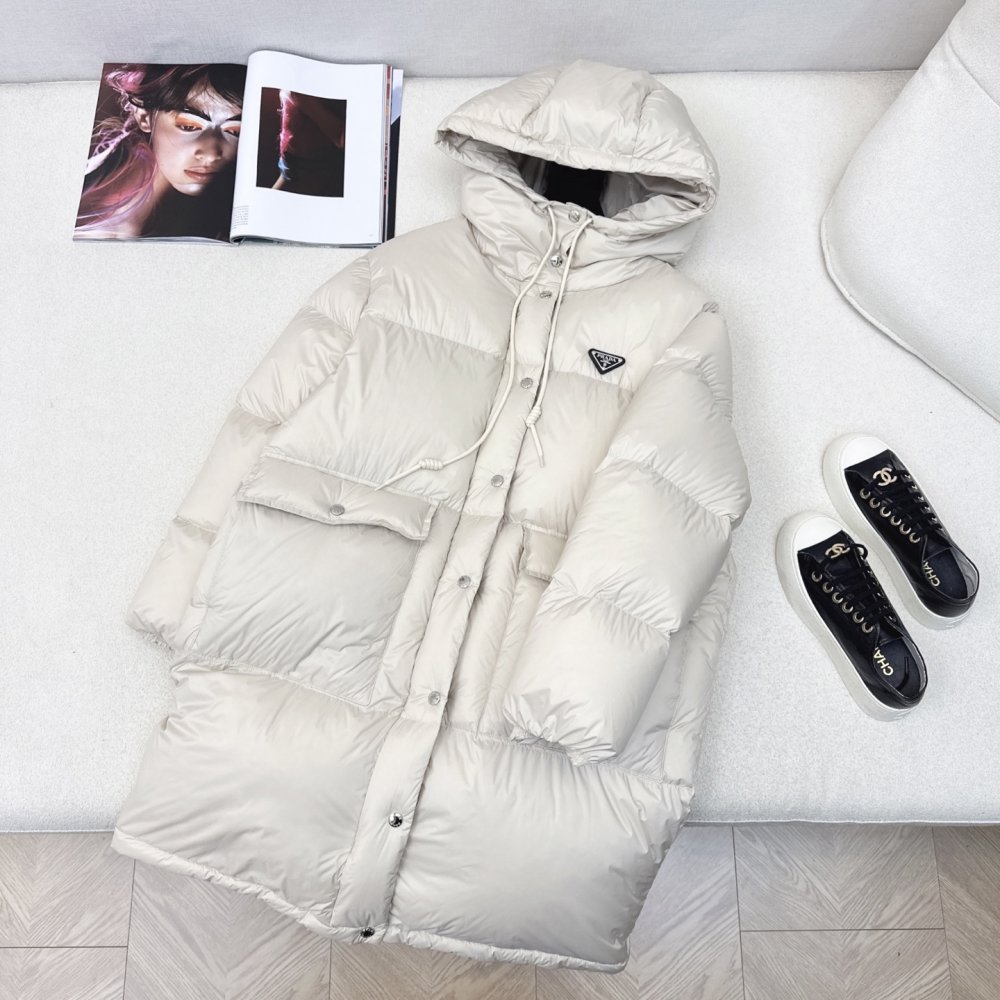 Куртка пуховик жіноча