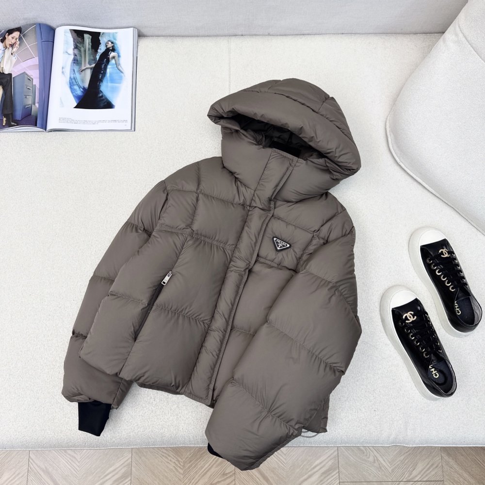 Куртка пуховик женская