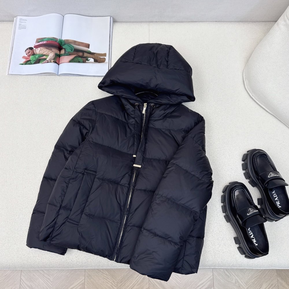 Куртка пуховик женская