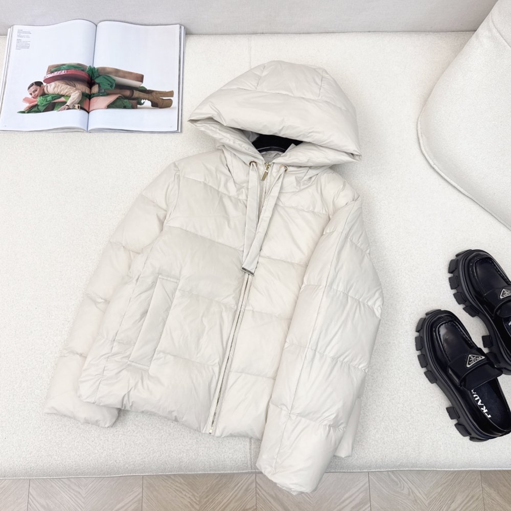 Куртка пуховик женская