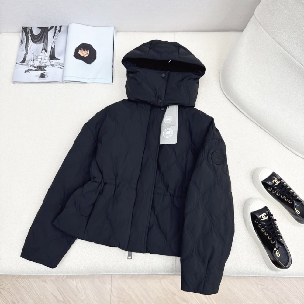 Куртка пуховик жіноча