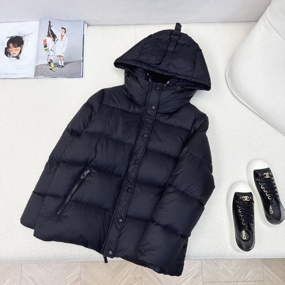 Куртка пуховик женская