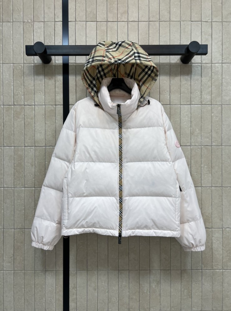 Куртка пуховик женская