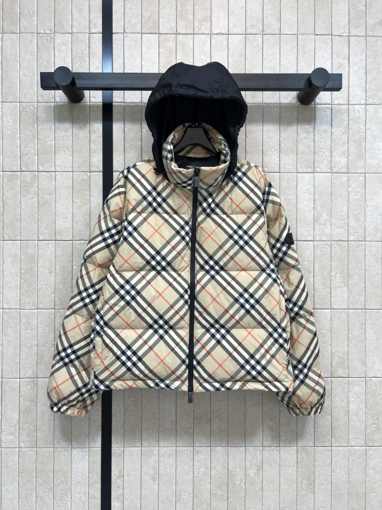 Куртка пуховик жіноча