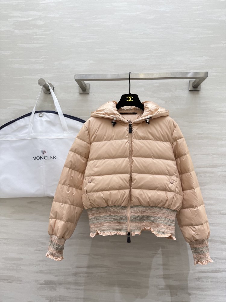 Куртка пуховик жіноча