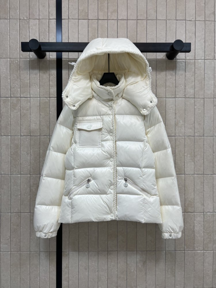 Куртка пуховик жіноча