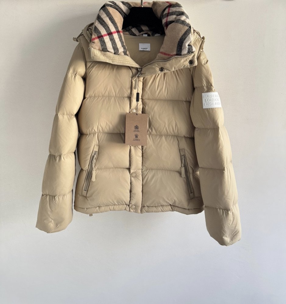 Куртка пуховик женская