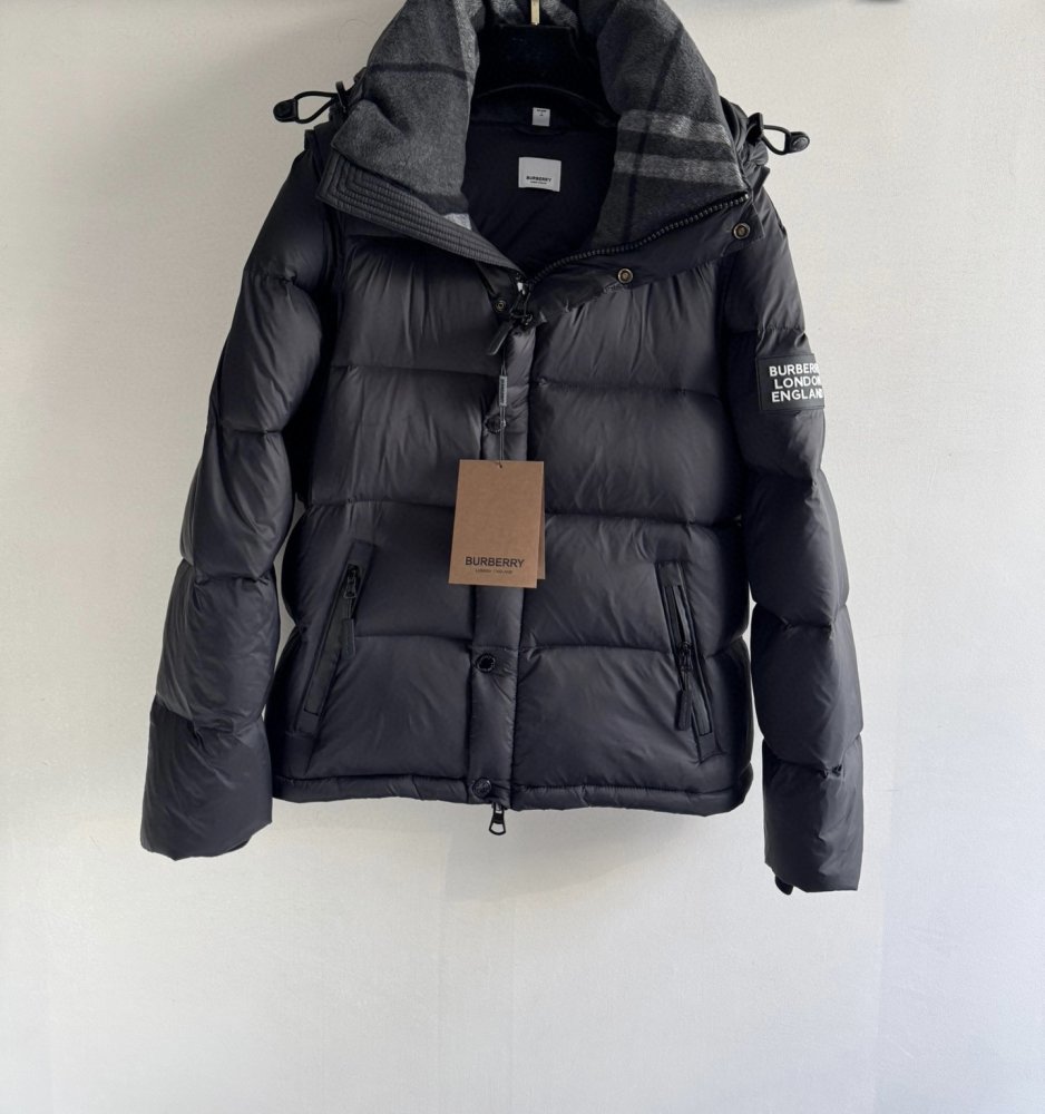 Куртка пуховик женская