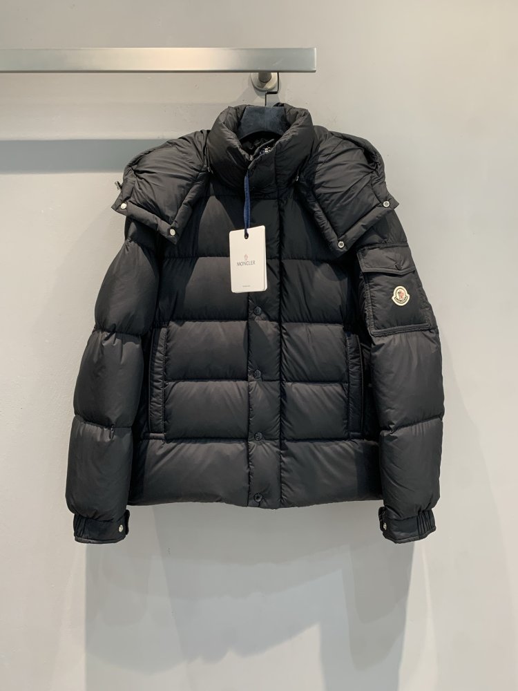 Куртка пуховик женская