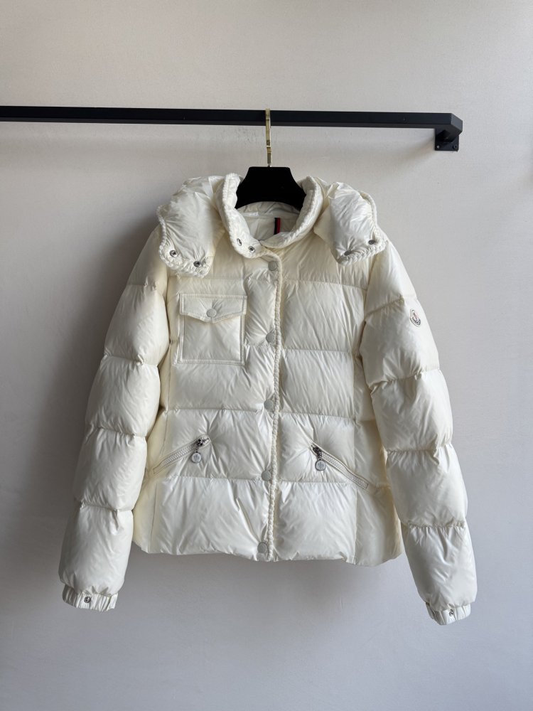 Куртка пуховик женская