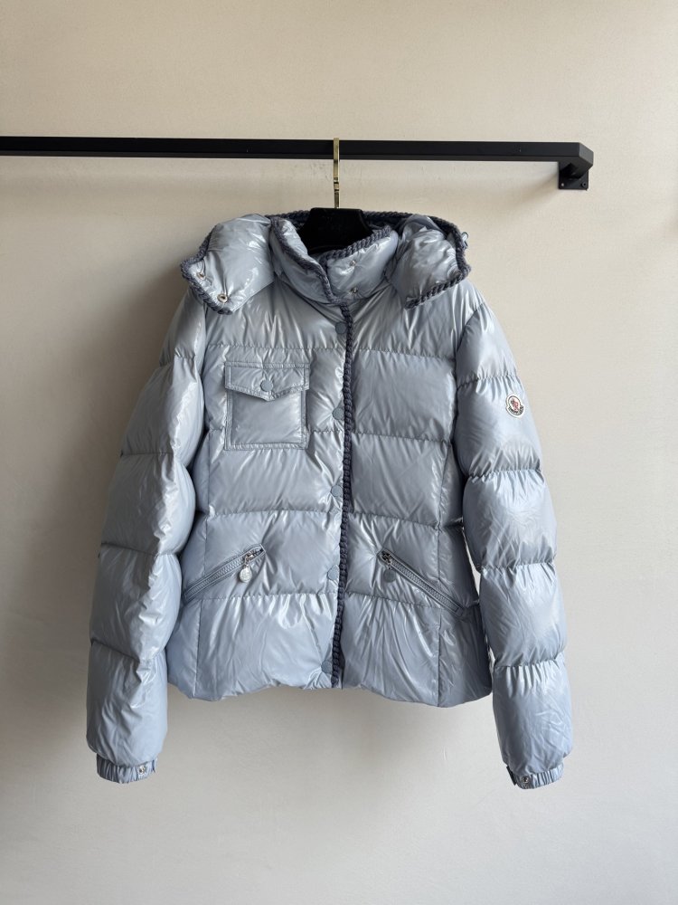 Куртка пуховик женская