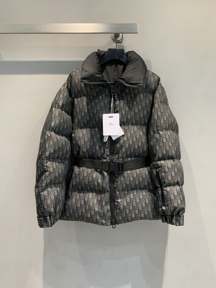 Куртка пуховик жіноча