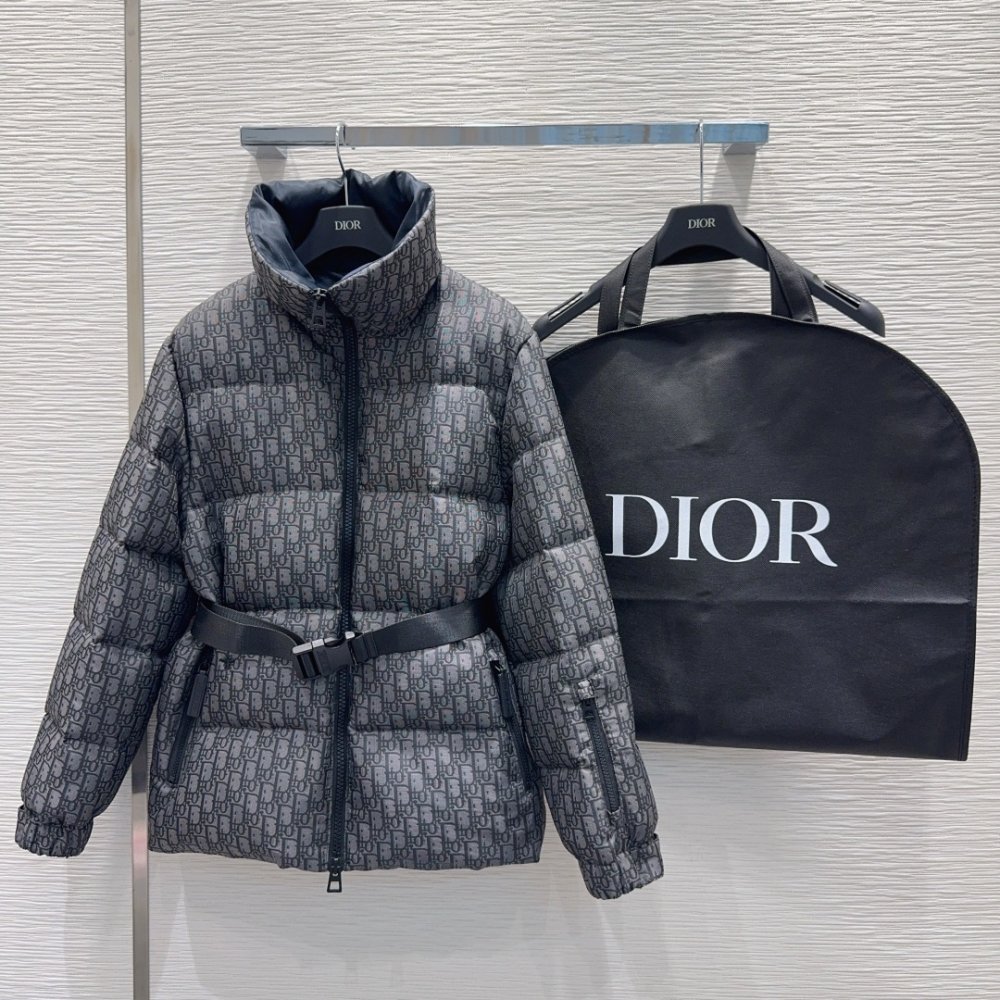 Куртка пуховик женская