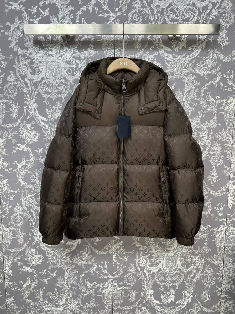 Куртка пуховик жіноча