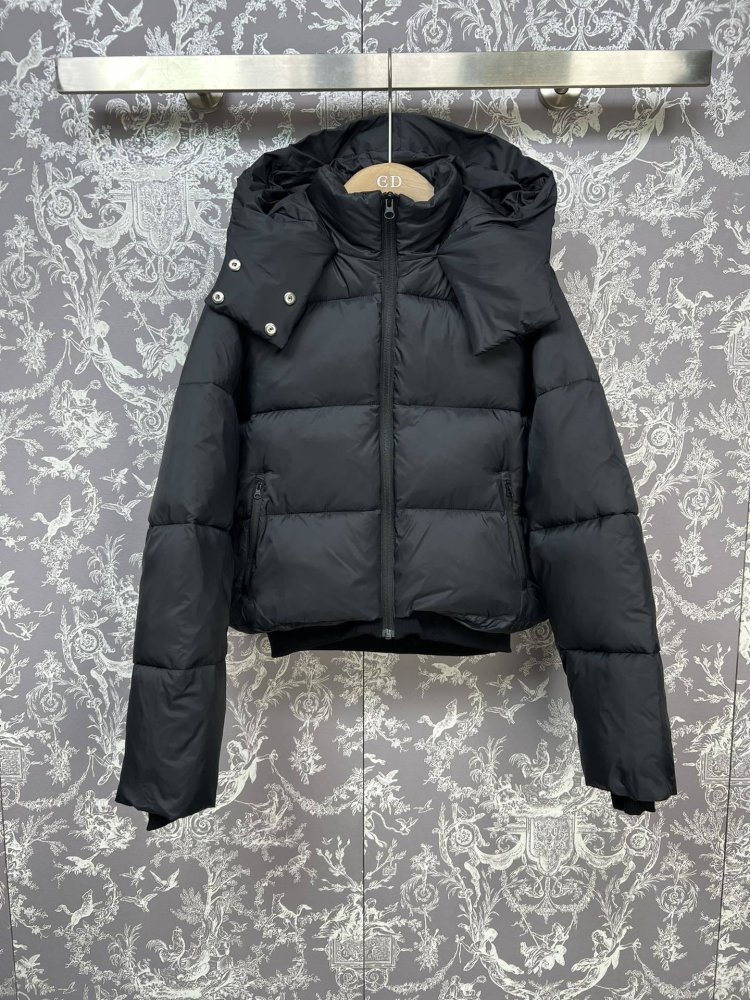 Куртка пуховик жіноча