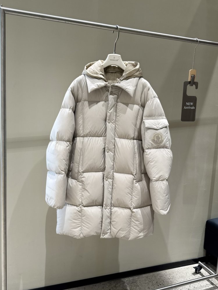 Куртка пуховик жіноча