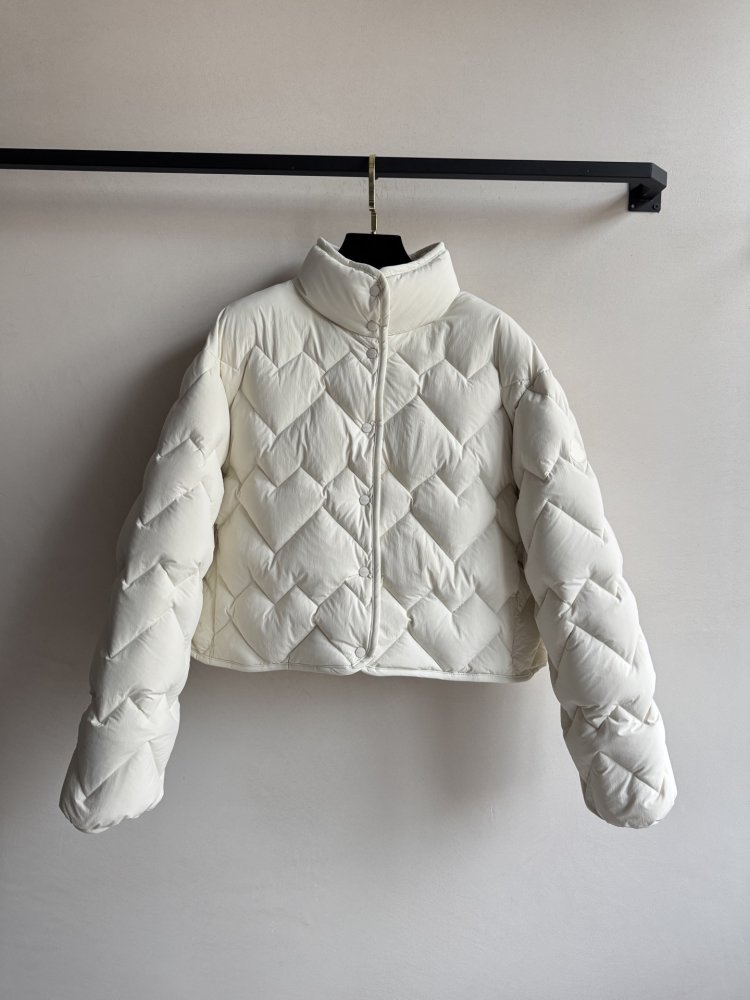 Куртка пуховик женская