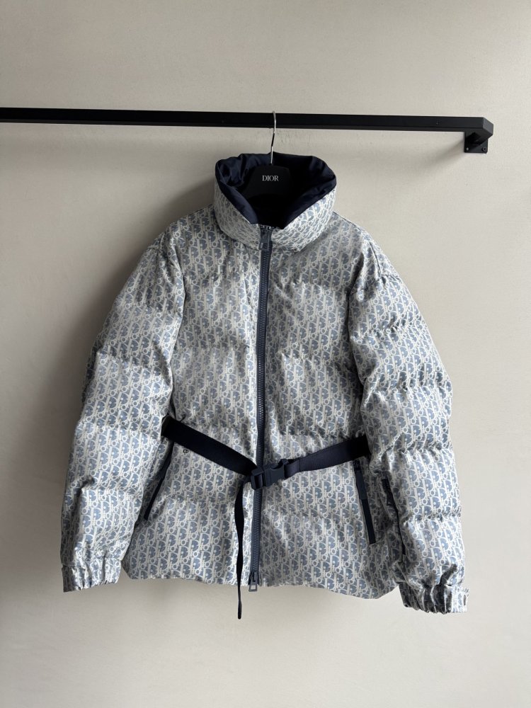 Куртка пуховик женская