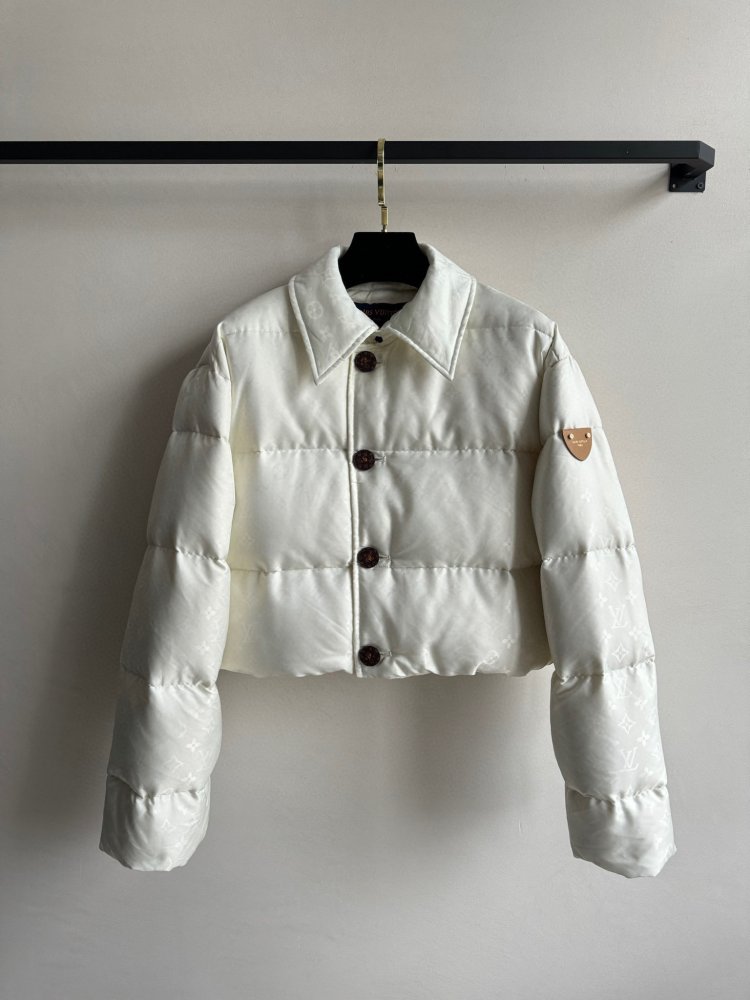 Куртка пуховик женская