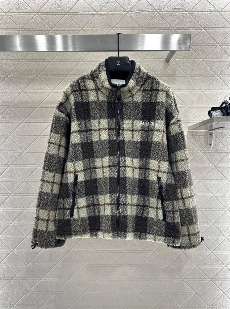 Куртка пуховик женская