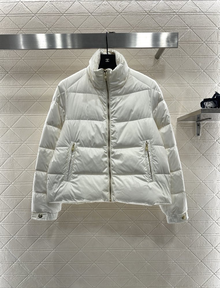 Куртка пуховик женская