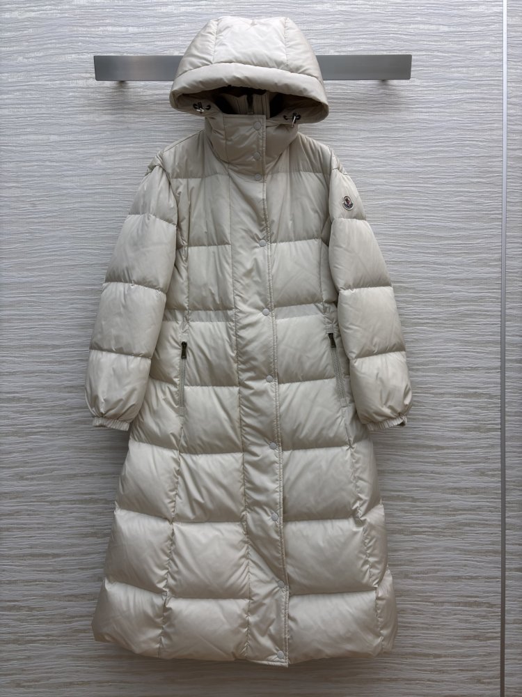 Куртка пуховик женская