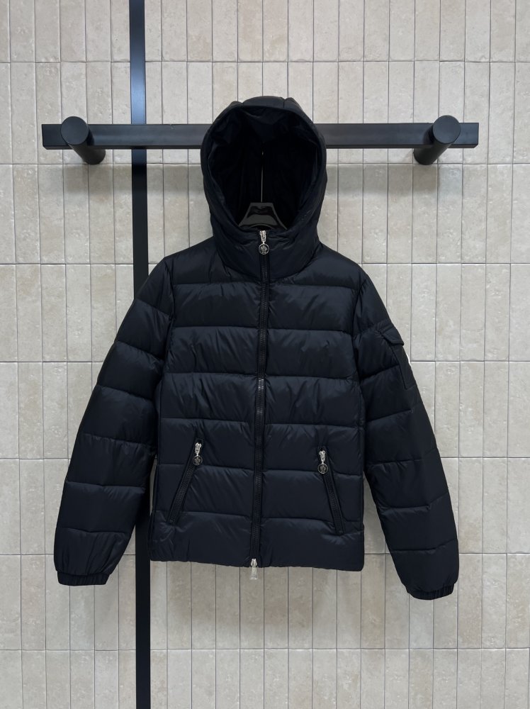 Куртка пуховик женская