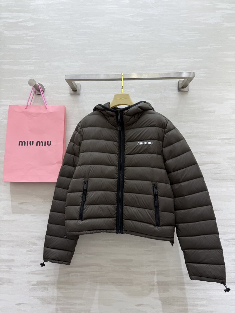 Куртка пуховик женская