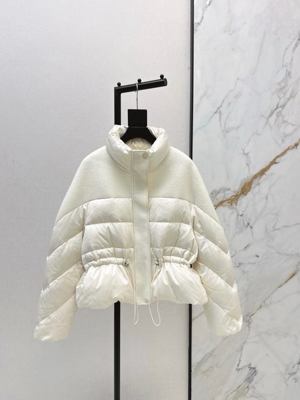 Куртка пуховик женская